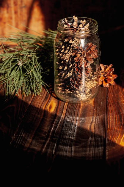 High angle arrangement with jar filled with cones