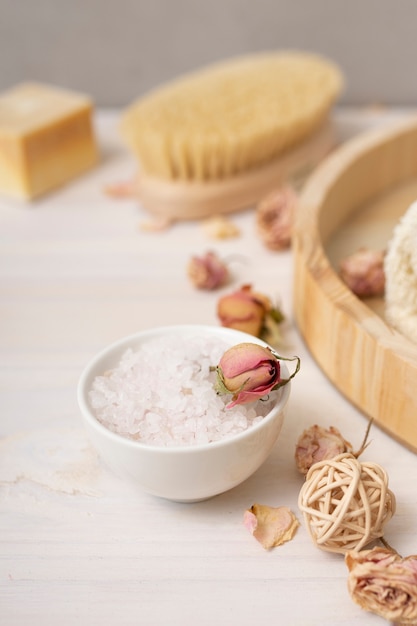 High angle arrangement with salts for bath 