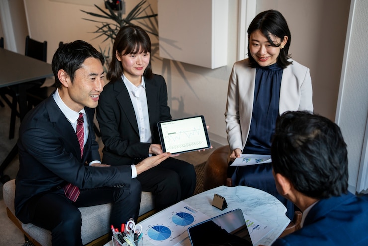 Free Photo high angle business people working with ipad