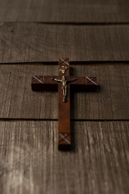 Free photo high angle christian cross