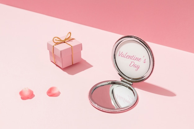 Specchio compatto ad alto angolo per san valentino con confezione regalo