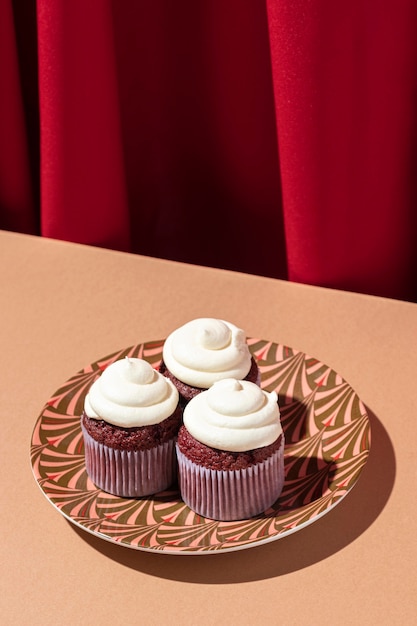 High angle cupcakes on plate