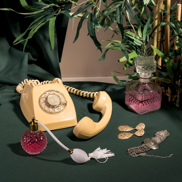 Impact of Telephone on Instant Communication