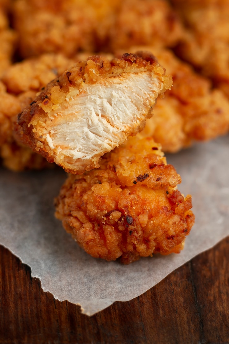 無料Photo ハイアングルおいしい骨なしチキン