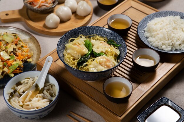 ハイアングルのおいしい食べ物の静物