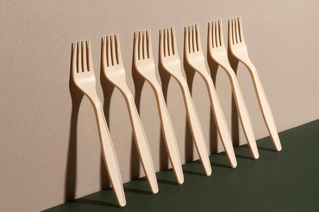High angle disposable forks arrangement