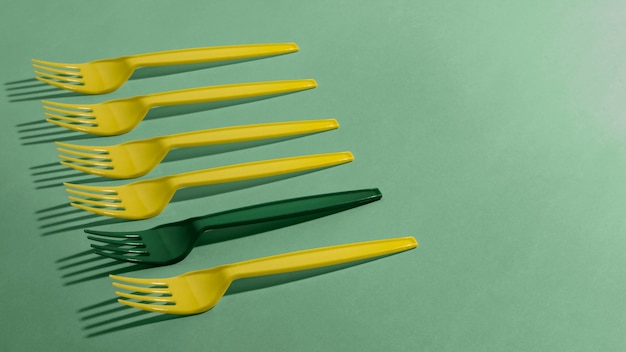 High angle disposable forks