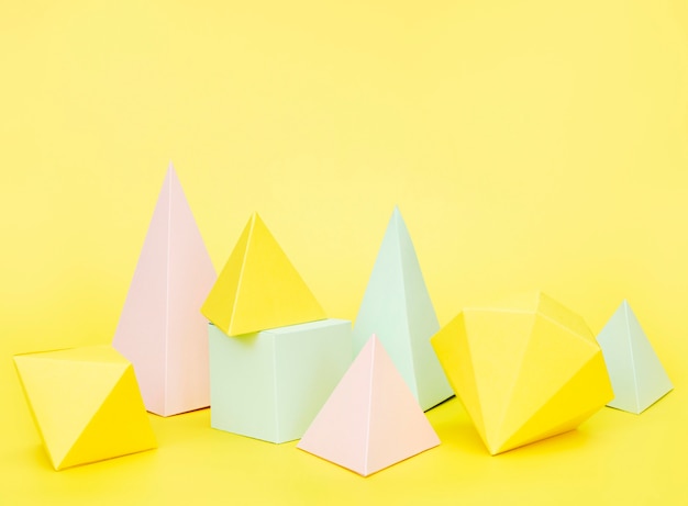 High angle geometric paper objects