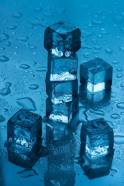 High angle  ice cubes arrangement