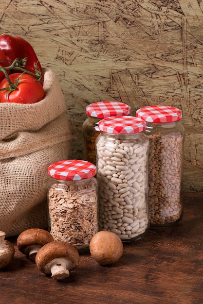 High angle jars with beans arrangement