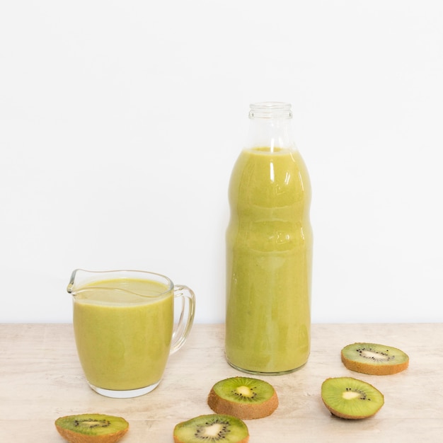 Free photo high angle natural kiwi smoothie