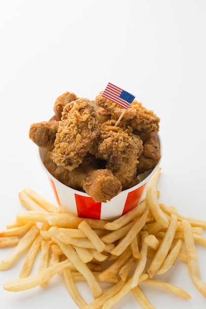 Бесплатное фото Высокий угол американской концепции еды