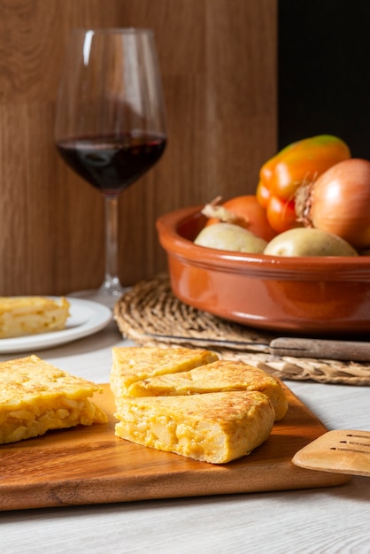 무료 사진 맛있는 스페인 옥수수 요리의 높은 각도