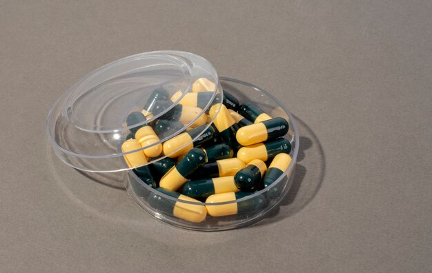 High angle pill box arrangement