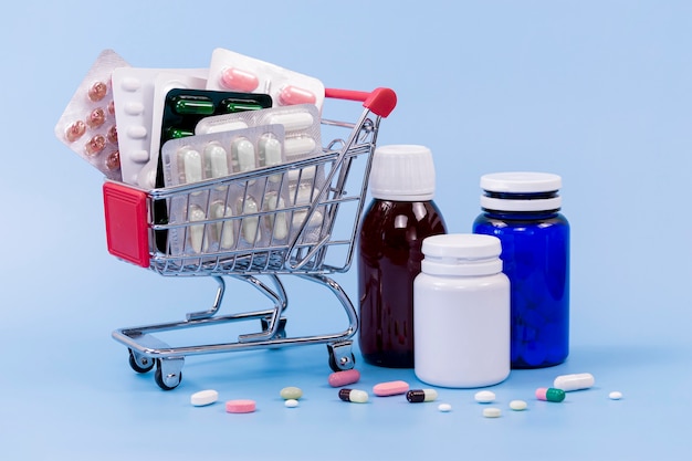 High angle of pill foils and plastic containers