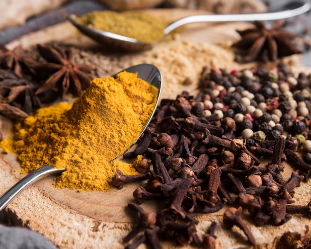 High angle spices arrangement