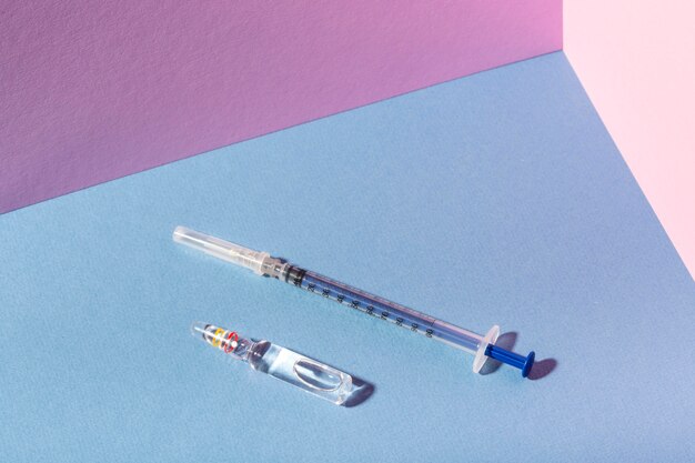 High angle syringe with vial