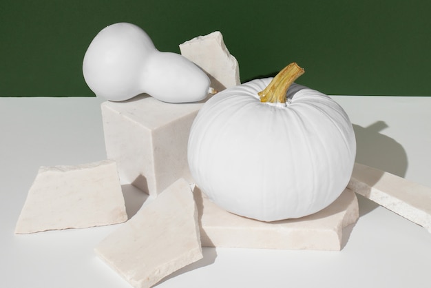 Free photo high angle white pumpkins arrangement