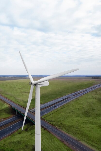 Концепция чистой энергии ветряной электростанции под большим углом