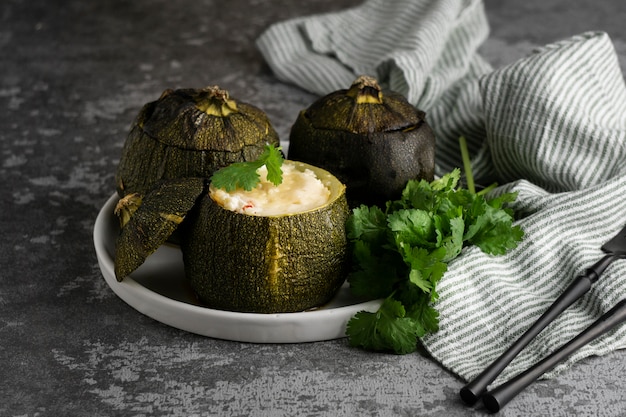 Foto gratuita dettaglio ravvicinato del pasto di zucca ad alto contenuto proteico