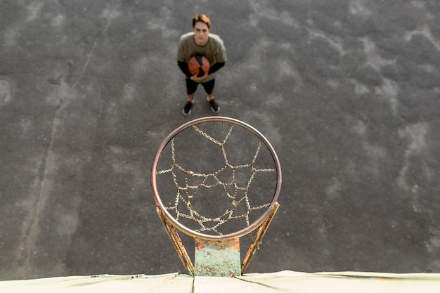 Free photo high view urban basketball player