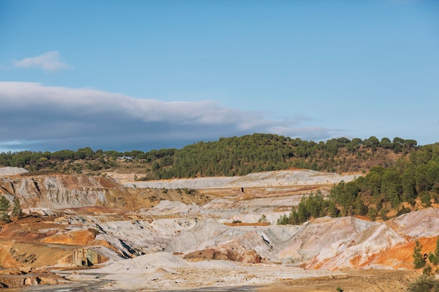 Sertifikat Kompetensi BNSP Pelaksanaan Reklamasi Pada Kegiatan Pertambangan Mineral Dan Batubara lspkonstruksi.com Pusat sertifikat kompetensi BNSP