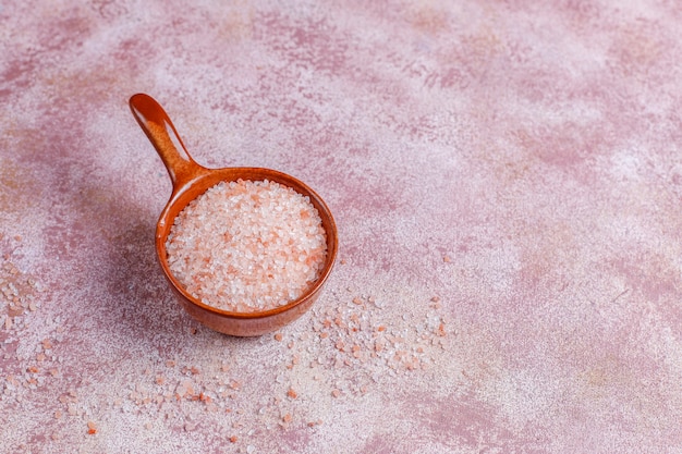 Free photo himalayan pink salt, top view