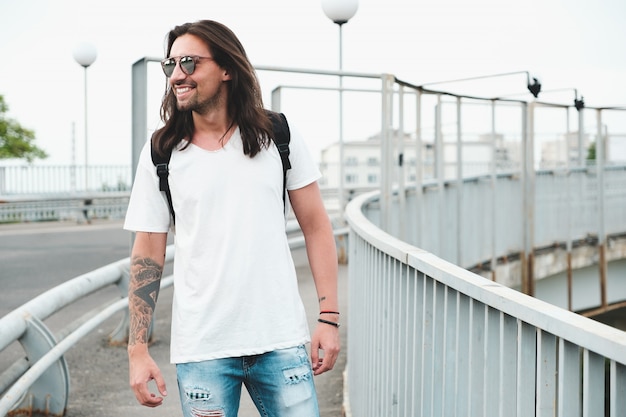 Free photo hipster model with long hair