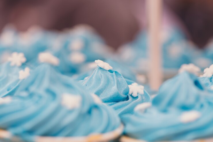 Free Photo home box icing ring ribbon