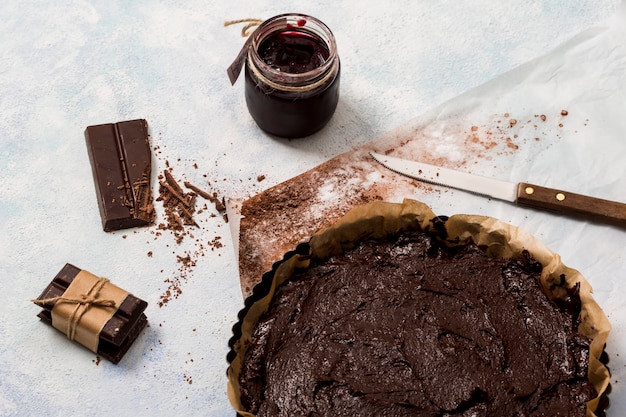 Torta fatta in casa fatta di cioccolato