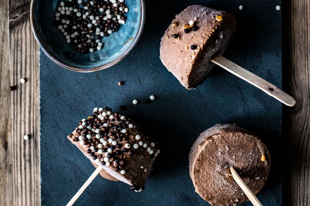 Домашнее шоколадное мороженое с арахисовым маслом рецепт