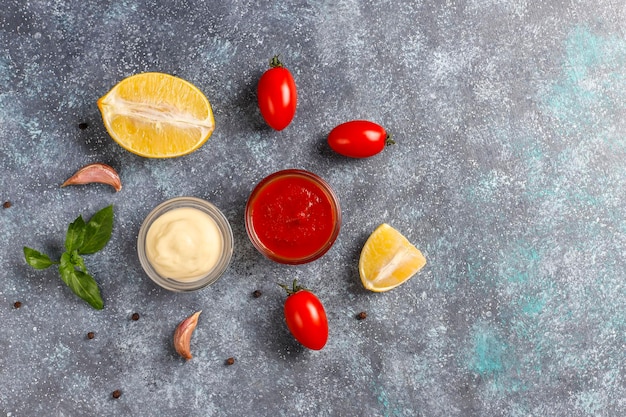 Free photo homemade ketchup,mustard and mayonnaise sauce.