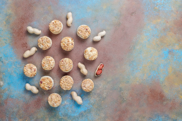 Free photo homemade peanut cookies.