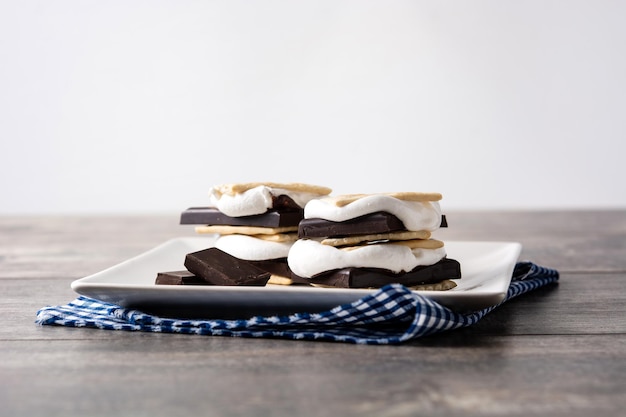 Free photo homemade smores