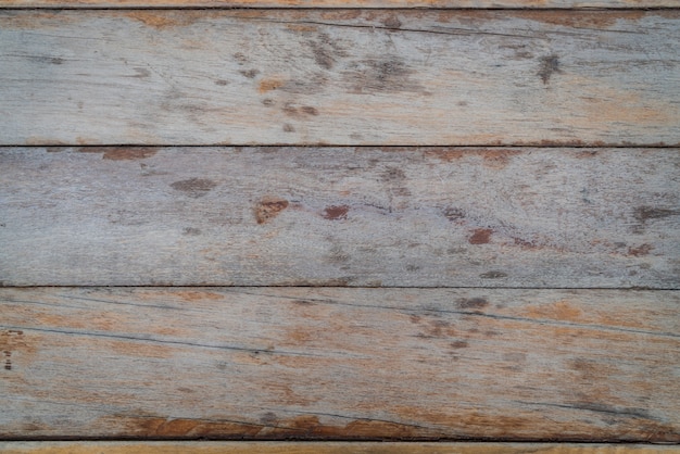 水平古い木製のテーブル