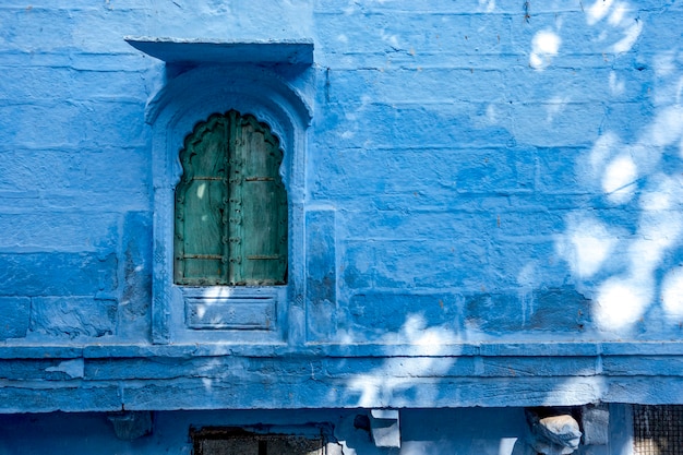 Foto gratuita esterno della casa in città blu, jodhpur india