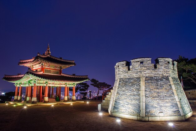 韓国、水原の華城要塞