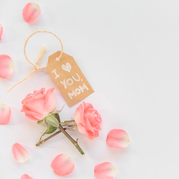 Free photo i love you mom inscription with roses