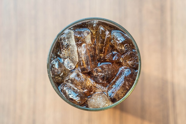 Free photo ice cola glass