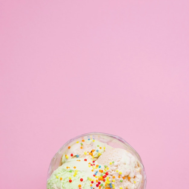 Free photo ice cream background with copyspace