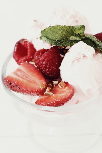 Ice cream with fresh berries