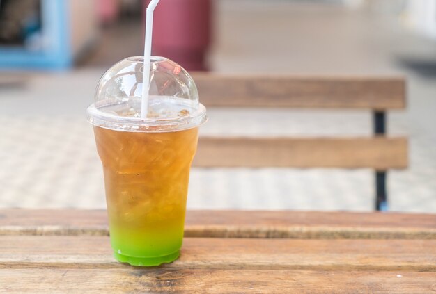 iced kiwi tea