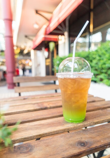 iced kiwi tea