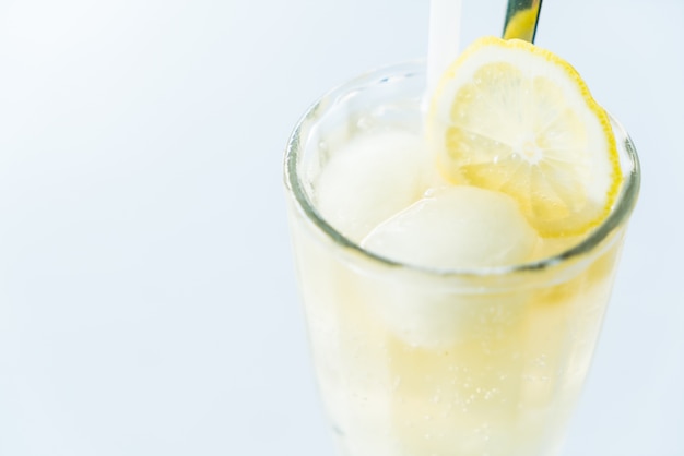 Iced lemon juice