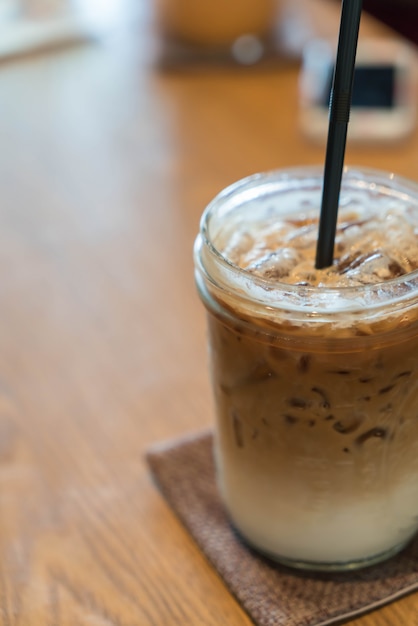 Free photo iced machiato coffee