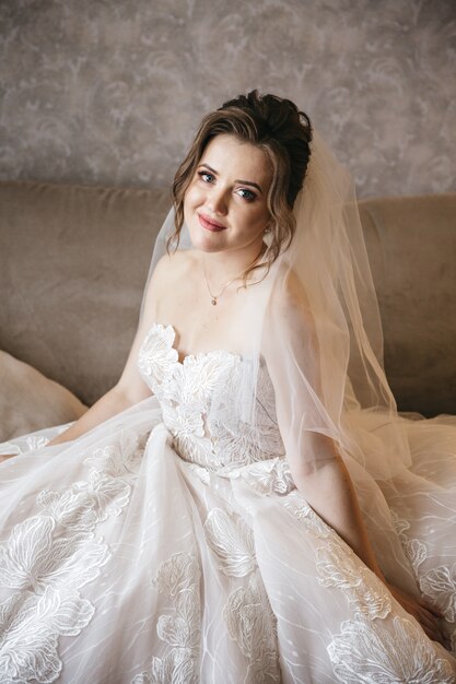 Incredible bride on her wedding day