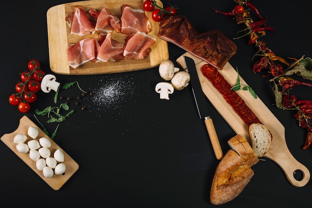 Foto gratuita ingredienti per un piatto gustoso