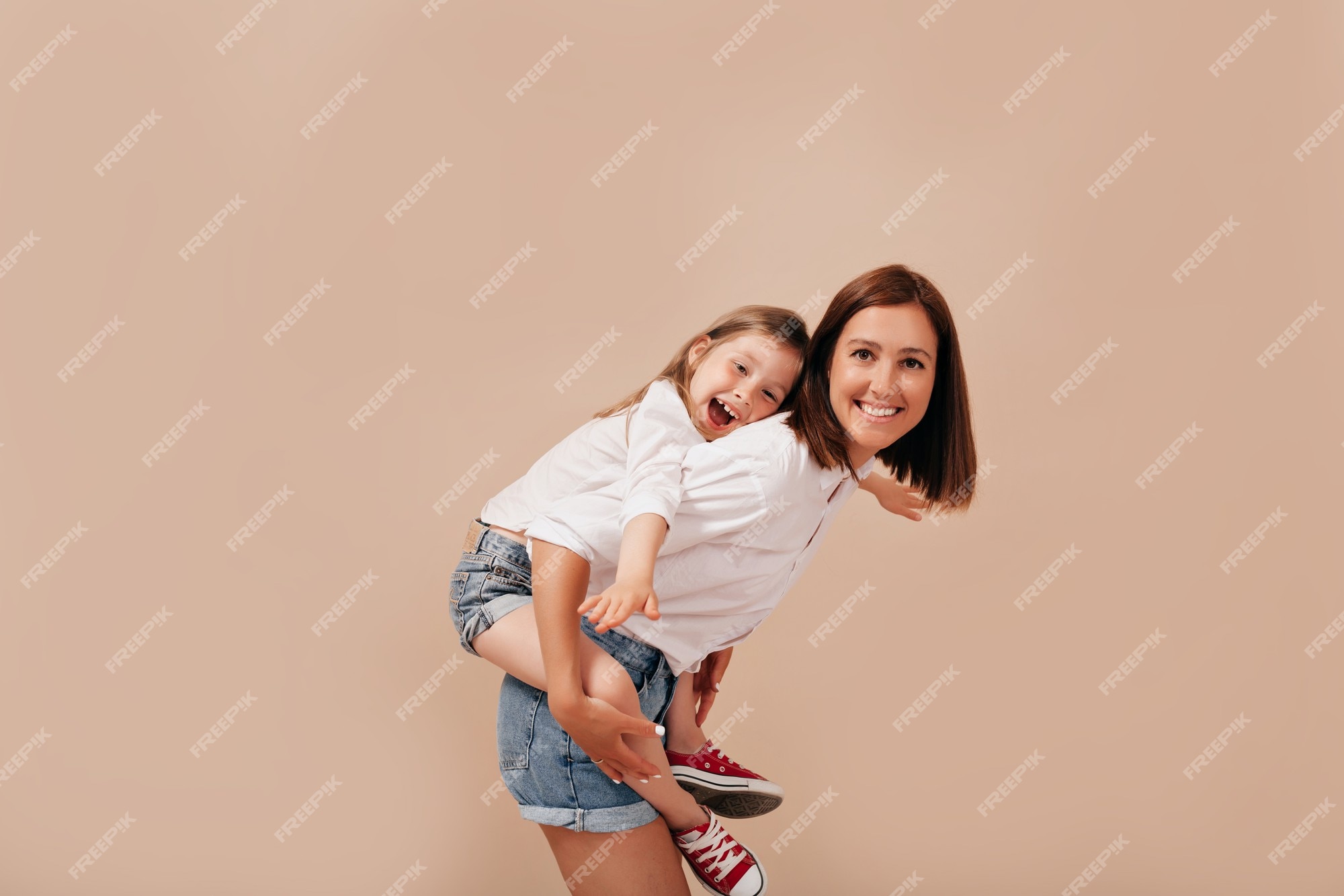 2000px x 1333px - Mom And Son Images - Free Download on Freepik