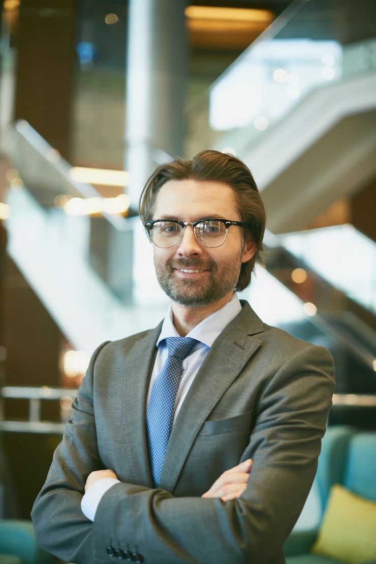 Free Photo inspiring new boss