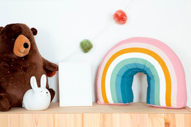 Foto gratuita interno della decorazione della stanza dei bambini con i giocattoli